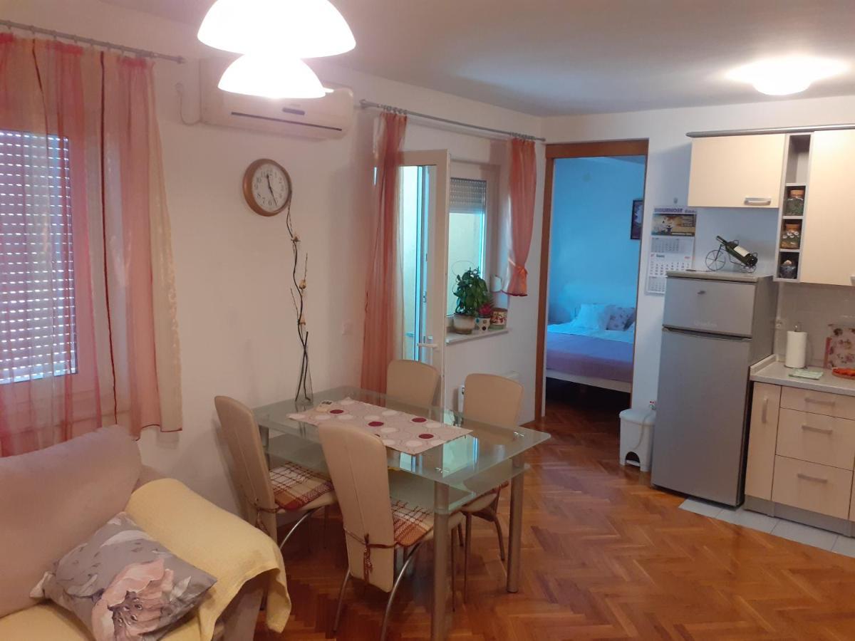 Apartman Mario Осиек Экстерьер фото